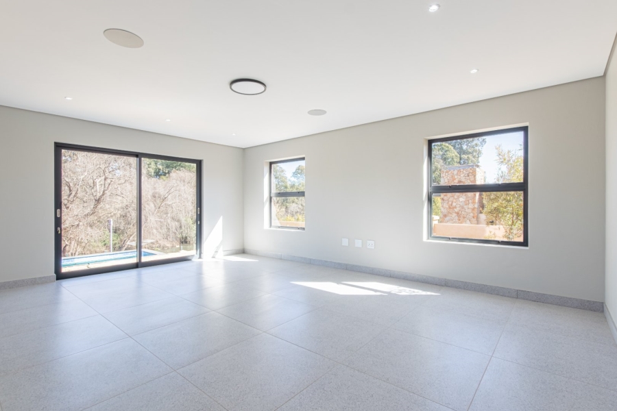 5 Bedroom Property for Sale in Avianto Estates Gauteng
