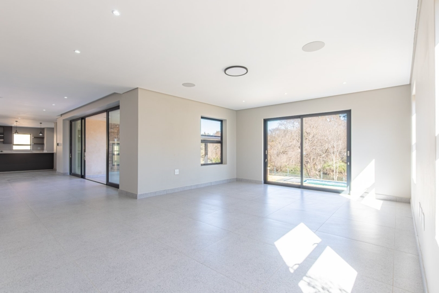 5 Bedroom Property for Sale in Avianto Estates Gauteng