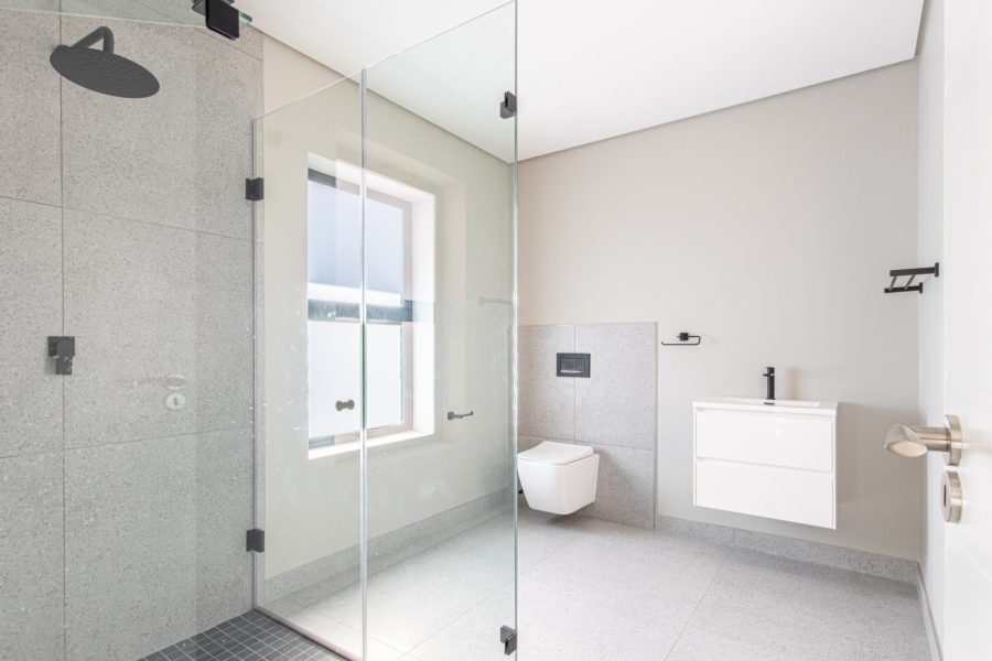 5 Bedroom Property for Sale in Avianto Estates Gauteng