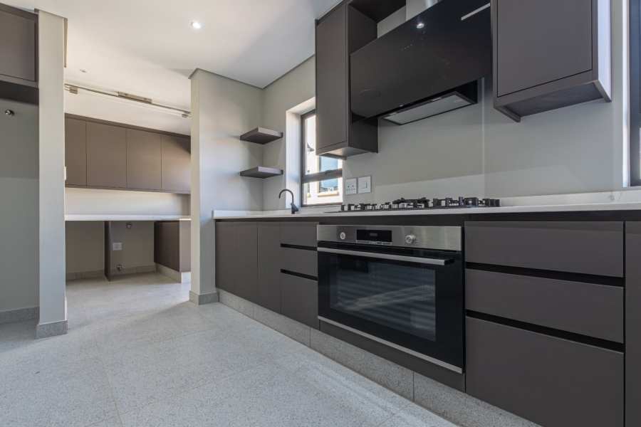 5 Bedroom Property for Sale in Avianto Estates Gauteng