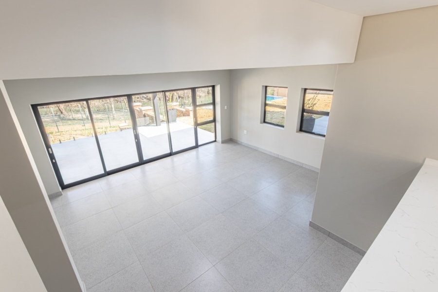 5 Bedroom Property for Sale in Avianto Estates Gauteng