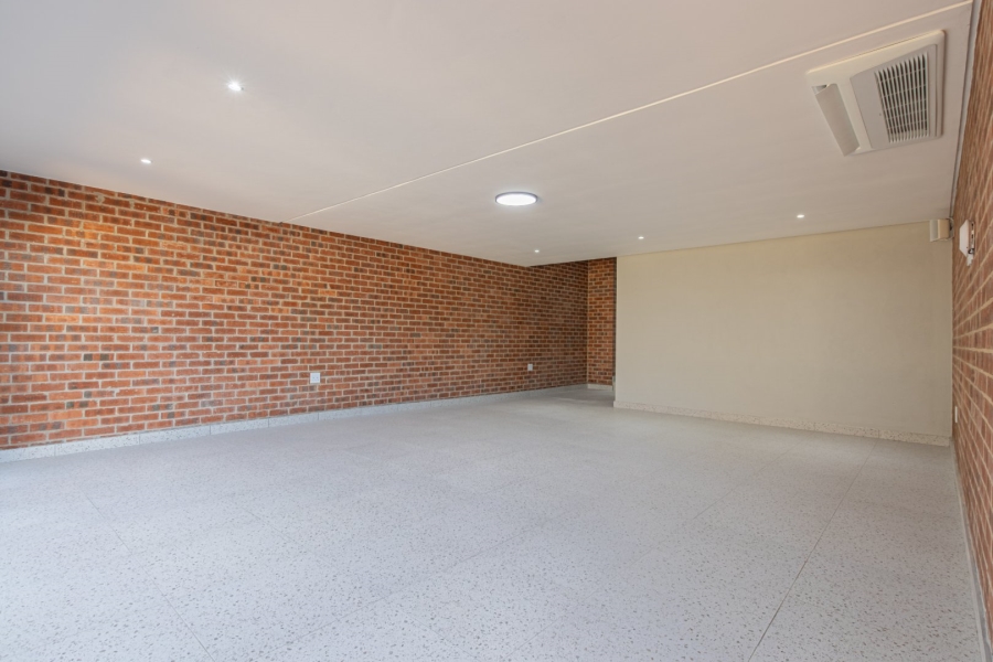 5 Bedroom Property for Sale in Avianto Estates Gauteng