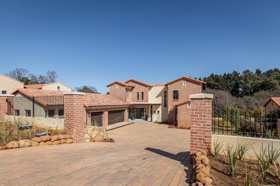 5 Bedroom Property for Sale in Avianto Estates Gauteng