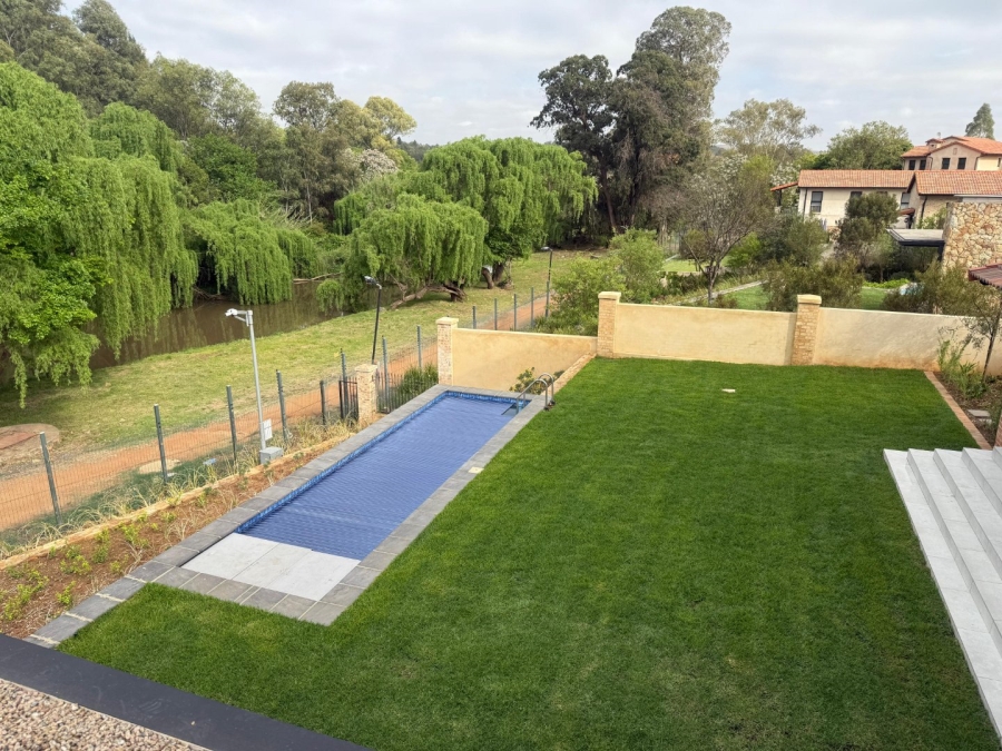 5 Bedroom Property for Sale in Avianto Estates Gauteng