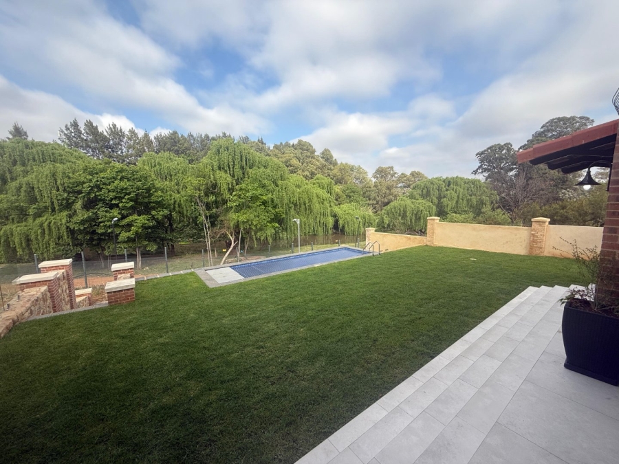 5 Bedroom Property for Sale in Avianto Estates Gauteng