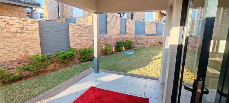 3 Bedroom Property for Sale in Amberfield Gauteng