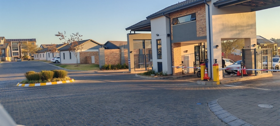 3 Bedroom Property for Sale in Amberfield Gauteng