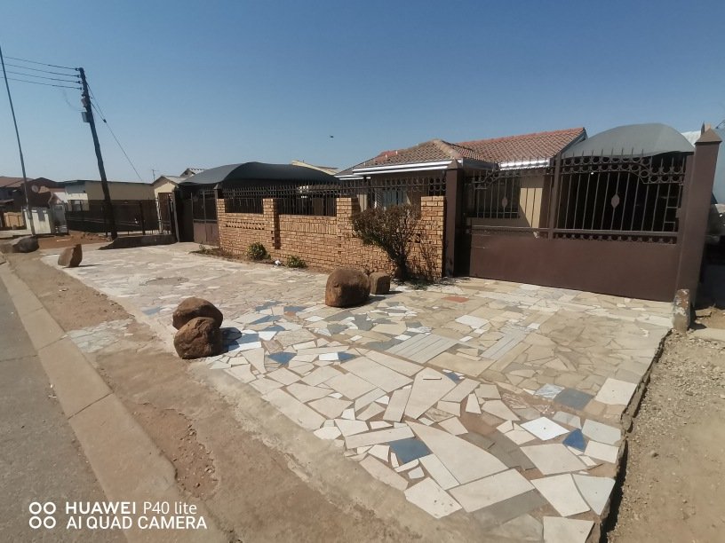 To Let 2 Bedroom Property for Rent in Soshanguve G Gauteng