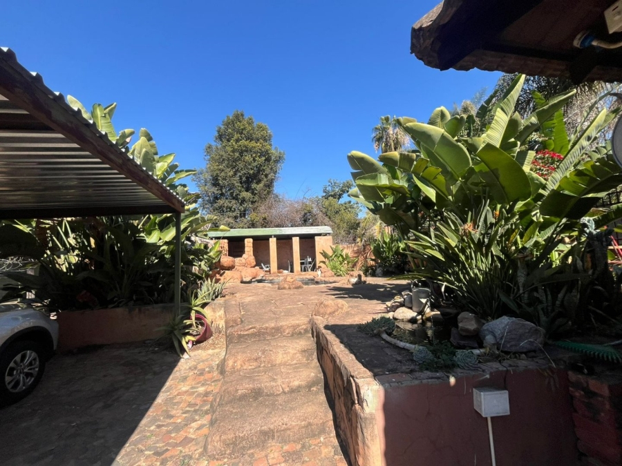 7 Bedroom Property for Sale in Capital Park Gauteng