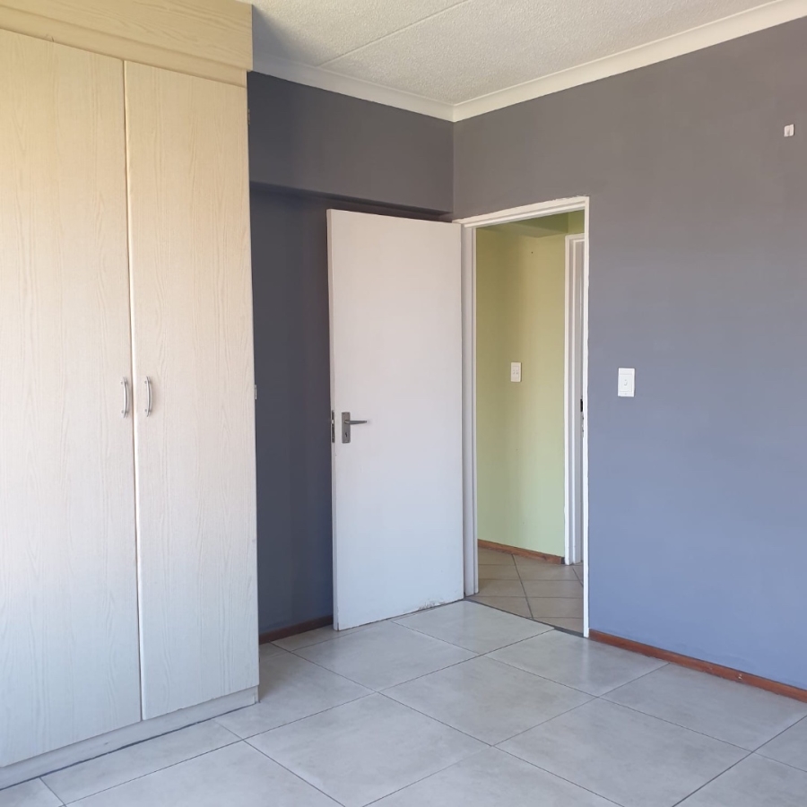 2 Bedroom Property for Sale in Terenure Gauteng