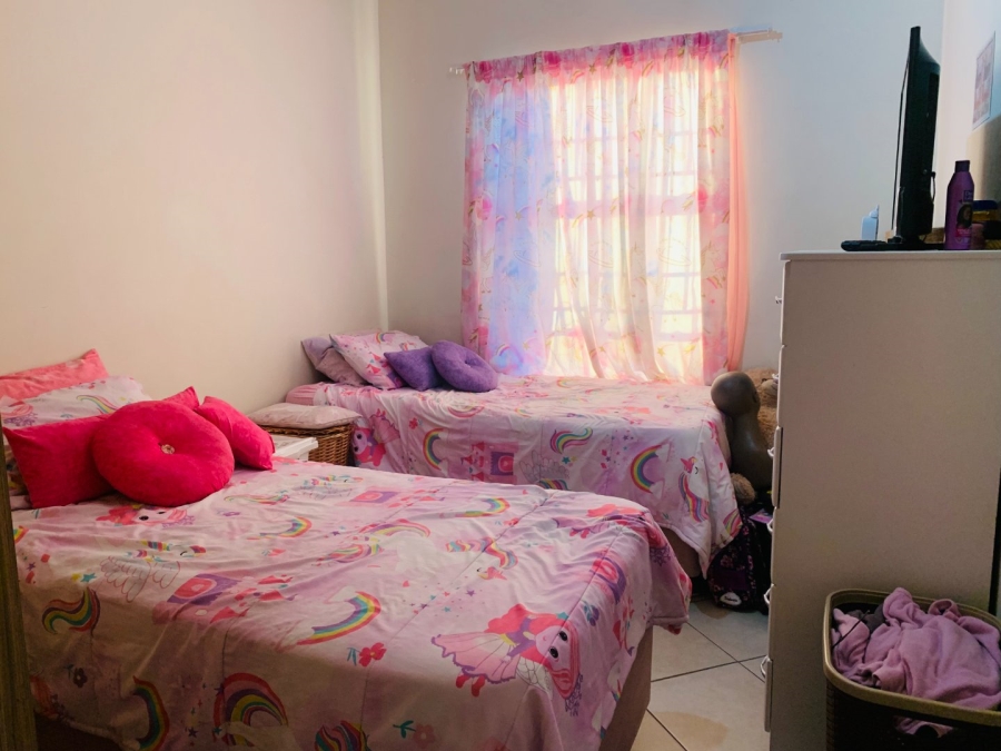 To Let 2 Bedroom Property for Rent in Monavoni Gauteng