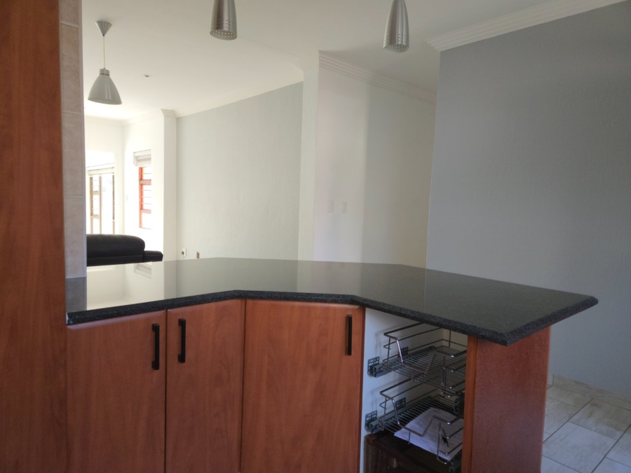 To Let 2 Bedroom Property for Rent in Hughes Gauteng