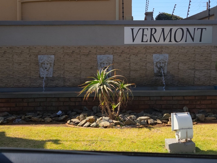 To Let 2 Bedroom Property for Rent in Hughes Gauteng