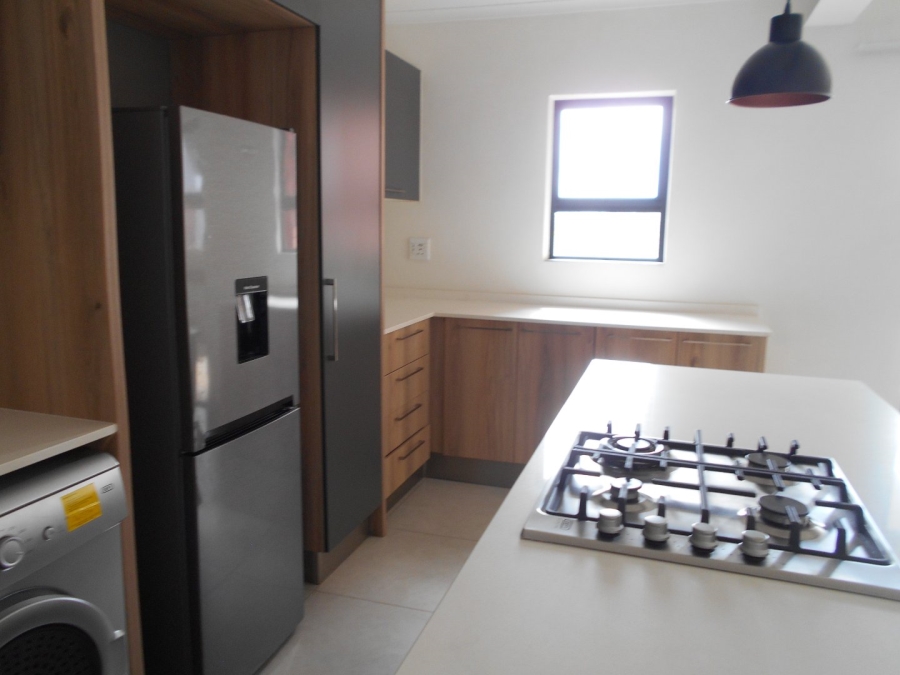 To Let 2 Bedroom Property for Rent in Glen Marais Gauteng