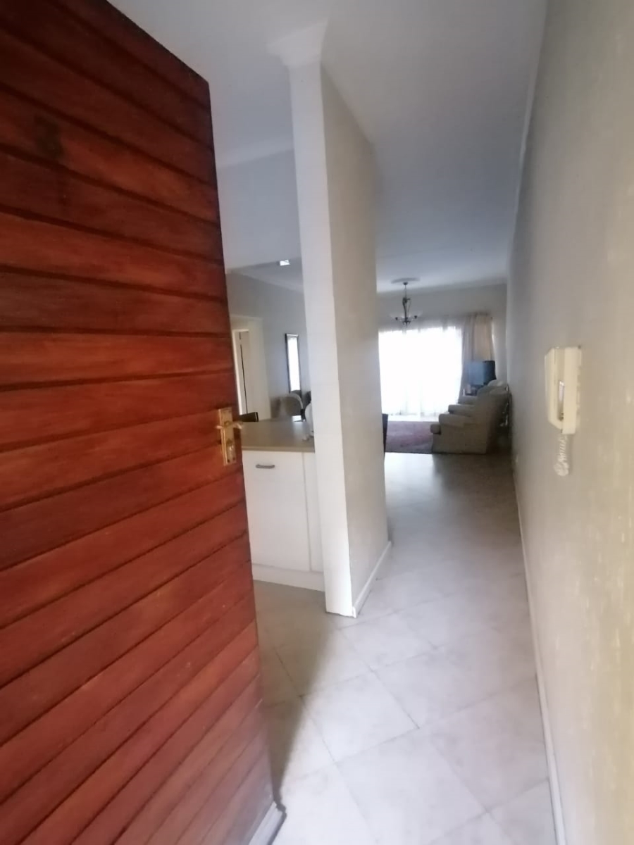To Let 2 Bedroom Property for Rent in Arcadia Gauteng