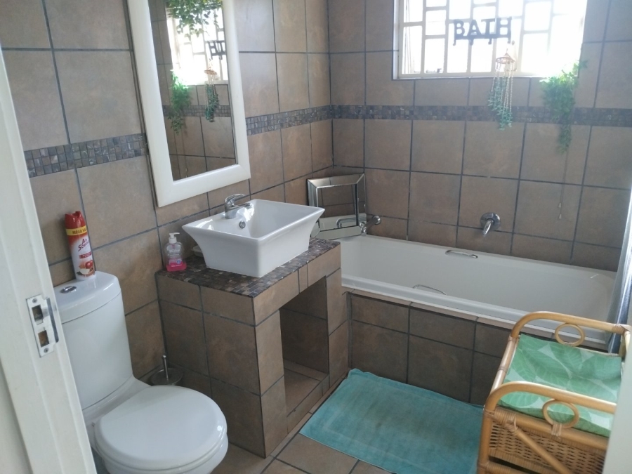 3 Bedroom Property for Sale in Fishers Hill Gauteng