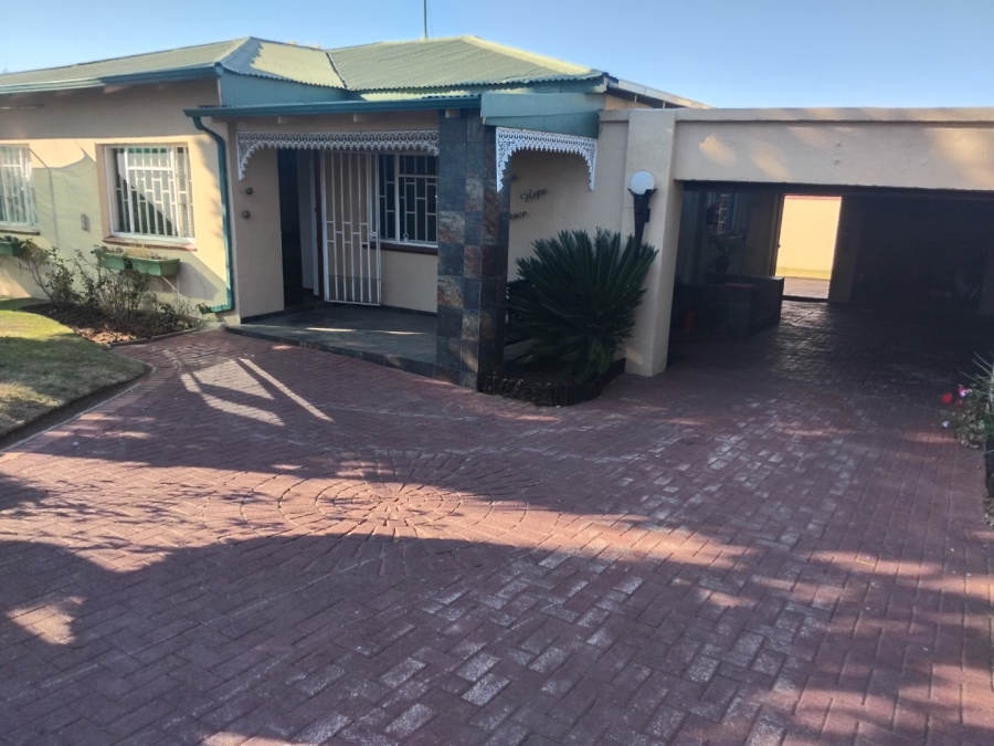 3 Bedroom Property for Sale in Fishers Hill Gauteng