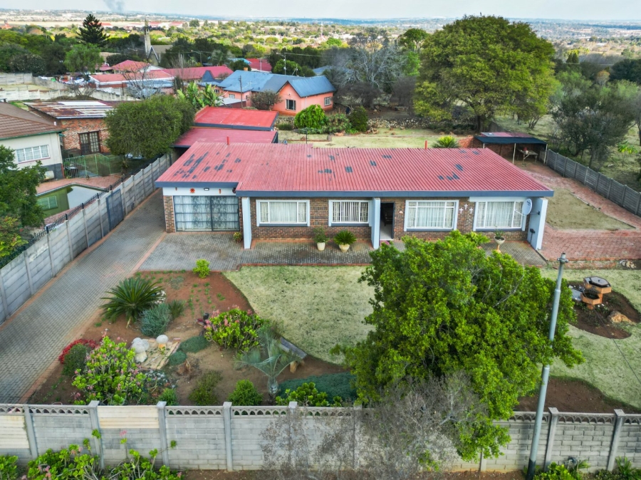 3 Bedroom Property for Sale in Valhalla Gauteng