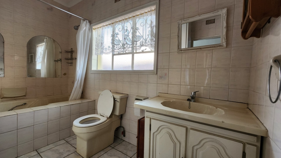 4 Bedroom Property for Sale in Rembrandt Park Gauteng