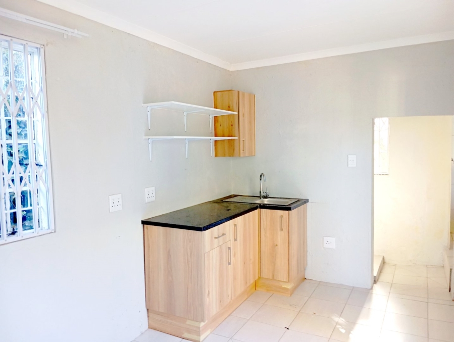 To Let 1 Bedroom Property for Rent in Auckland Park Gauteng
