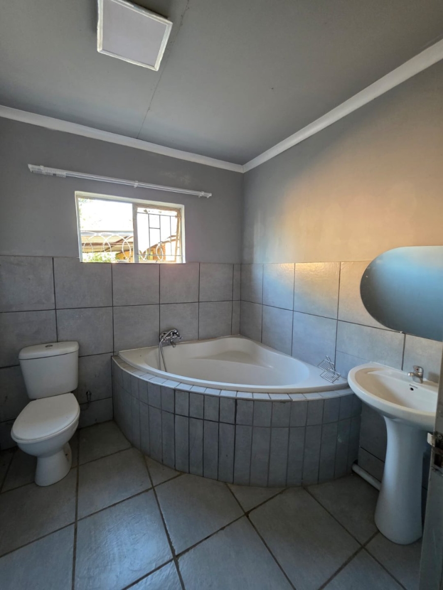 4 Bedroom Property for Sale in Doornpoort Gauteng