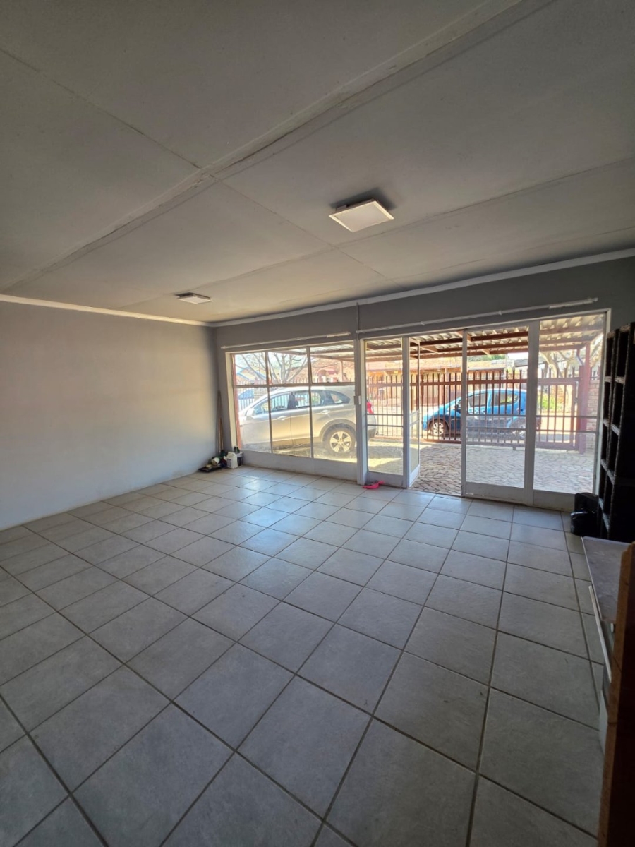 4 Bedroom Property for Sale in Doornpoort Gauteng
