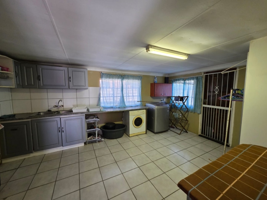 4 Bedroom Property for Sale in Doornpoort Gauteng