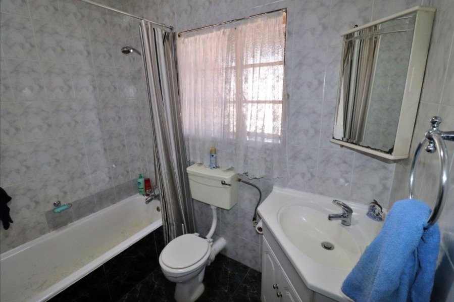 3 Bedroom Property for Sale in Symhurst Gauteng