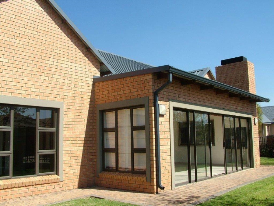 To Let 3 Bedroom Property for Rent in Retire at Midstream Gauteng