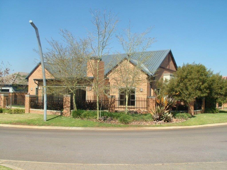 To Let 3 Bedroom Property for Rent in Retire at Midstream Gauteng