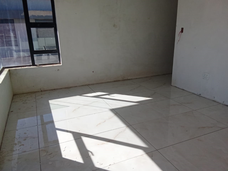 5 Bedroom Property for Sale in Eye of Africa Gauteng
