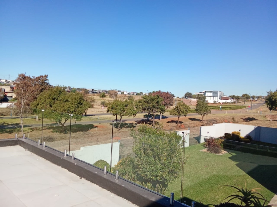 5 Bedroom Property for Sale in Eye of Africa Gauteng