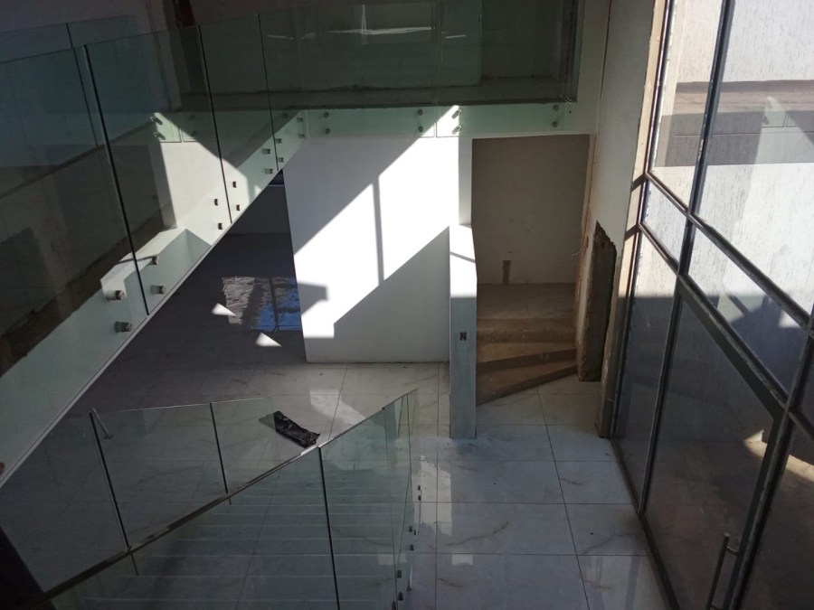 5 Bedroom Property for Sale in Eye of Africa Gauteng