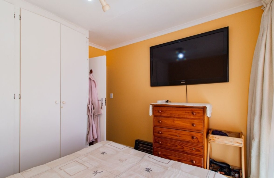 5 Bedroom Property for Sale in Lombardy East Gauteng