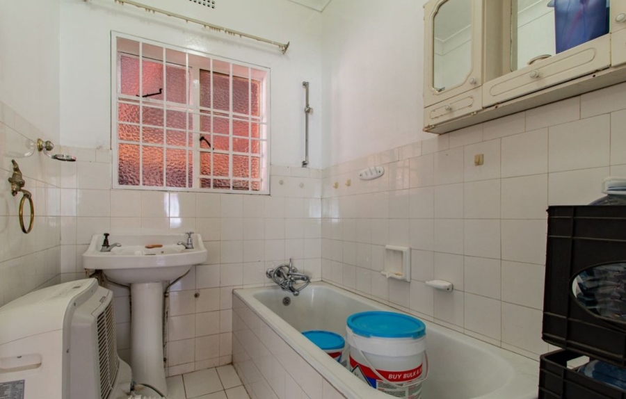 5 Bedroom Property for Sale in Lombardy East Gauteng