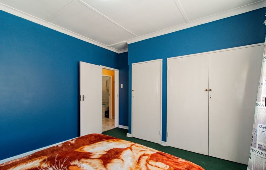 5 Bedroom Property for Sale in Lombardy East Gauteng