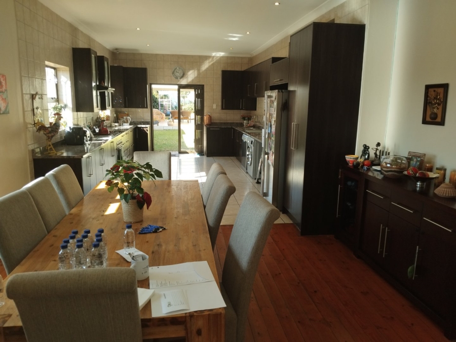 4 Bedroom Property for Sale in Kensington Gauteng