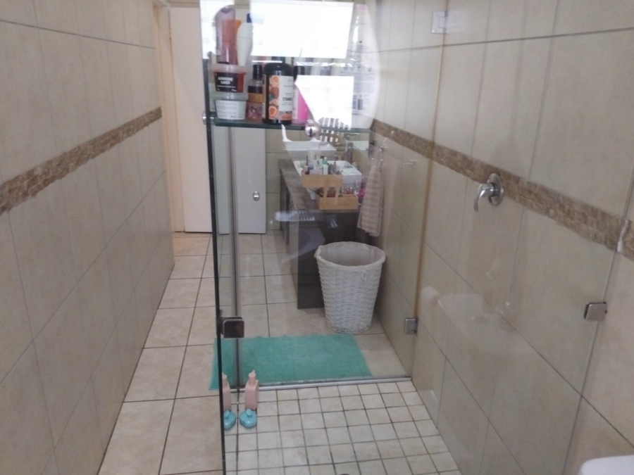 4 Bedroom Property for Sale in Kensington Gauteng