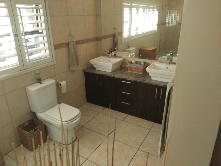 4 Bedroom Property for Sale in Kensington Gauteng