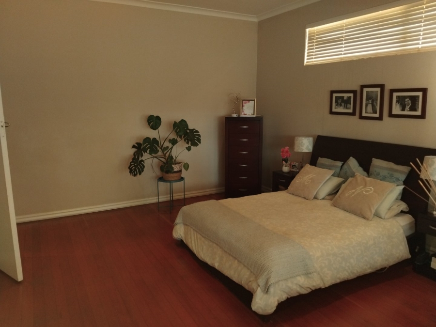 4 Bedroom Property for Sale in Kensington Gauteng