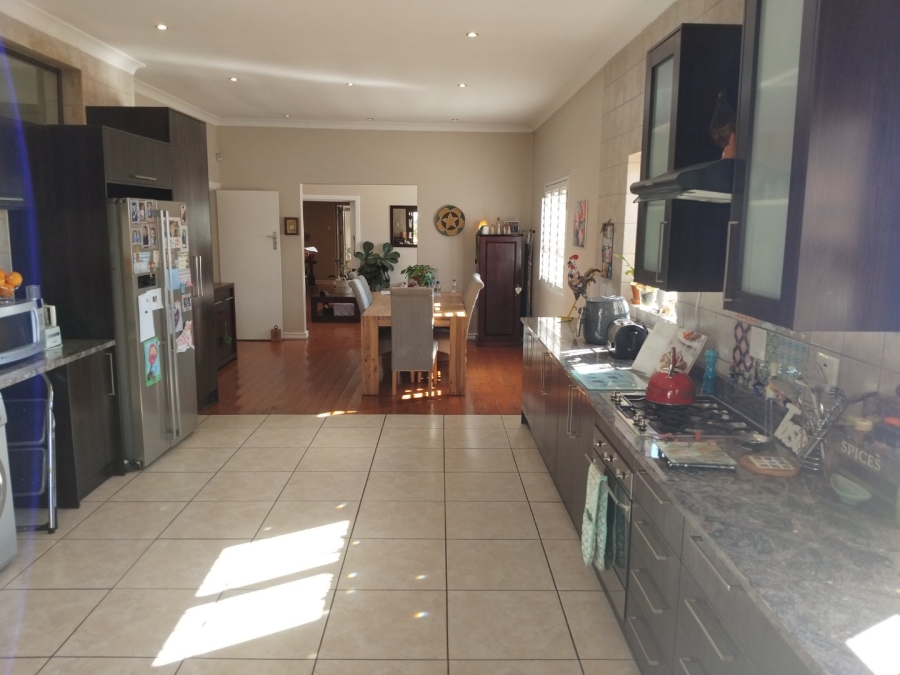 4 Bedroom Property for Sale in Kensington Gauteng