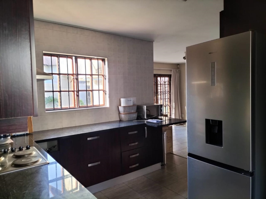 To Let 3 Bedroom Property for Rent in Equestria Gauteng
