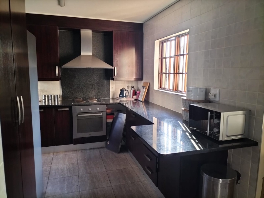 To Let 3 Bedroom Property for Rent in Equestria Gauteng