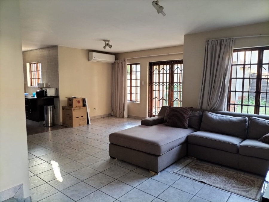 To Let 3 Bedroom Property for Rent in Equestria Gauteng