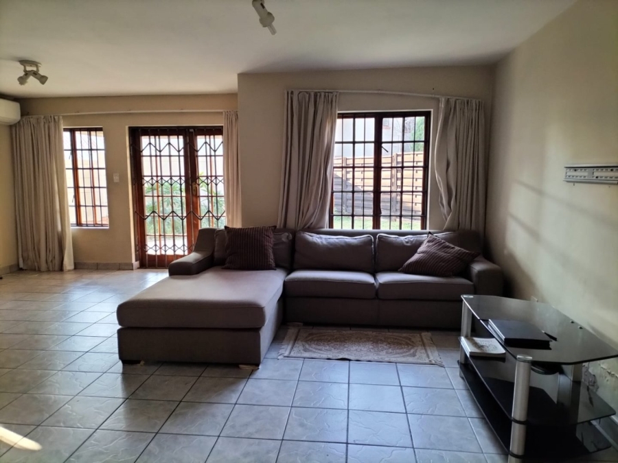To Let 3 Bedroom Property for Rent in Equestria Gauteng