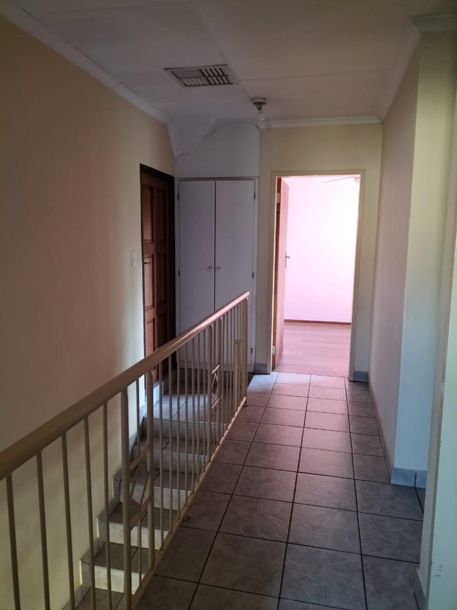 To Let 3 Bedroom Property for Rent in Equestria Gauteng