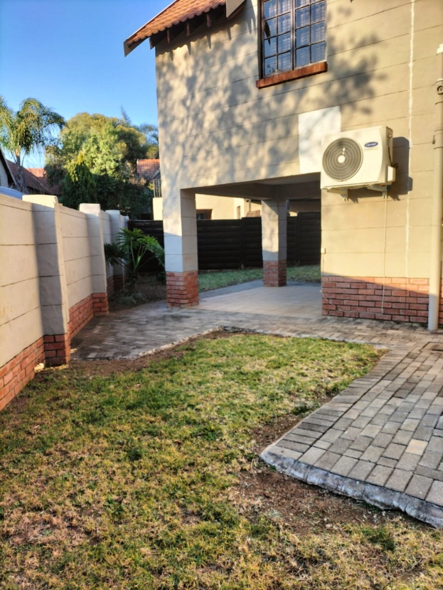 To Let 3 Bedroom Property for Rent in Equestria Gauteng