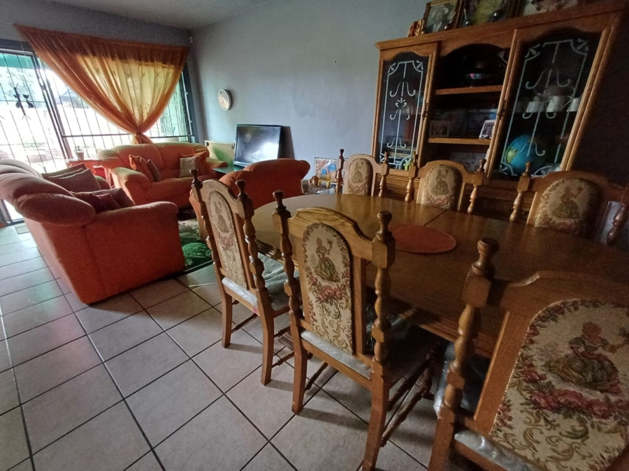 3 Bedroom Property for Sale in Wierda Park Gauteng
