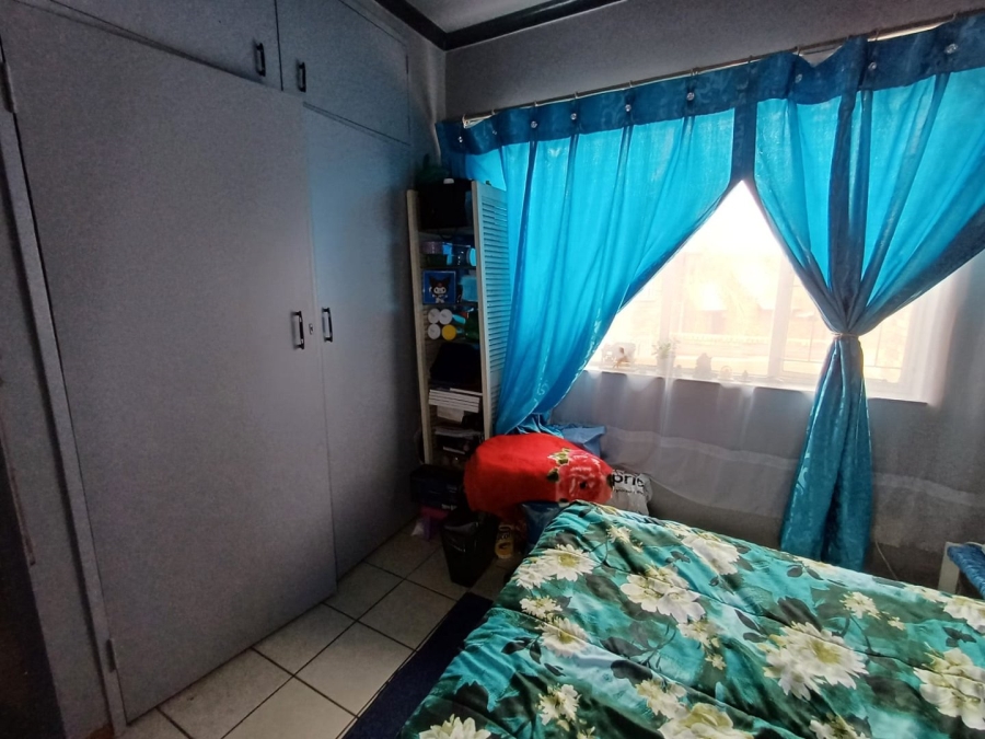 3 Bedroom Property for Sale in Wierda Park Gauteng