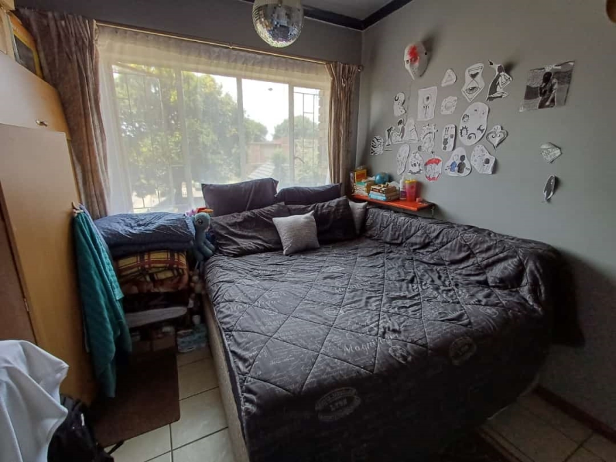 3 Bedroom Property for Sale in Wierda Park Gauteng